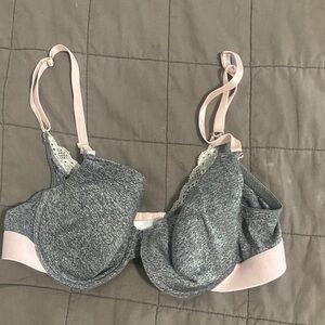 Gray and pink bra 38C